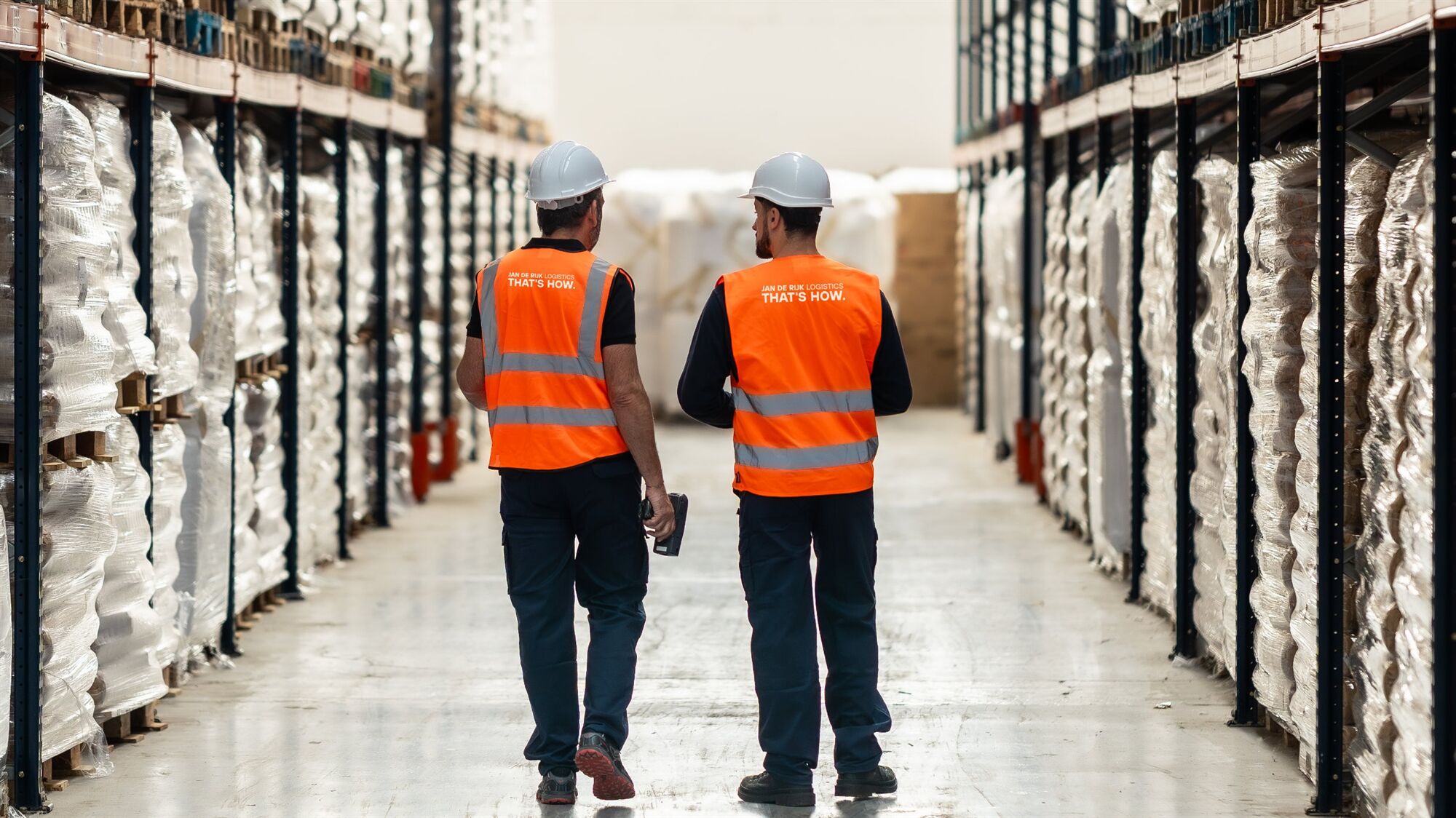 HOW DO YOU KEEP FAST-MOVING GOODS ON SCHEDULE WHEN EVERY HOUR COUNTS?