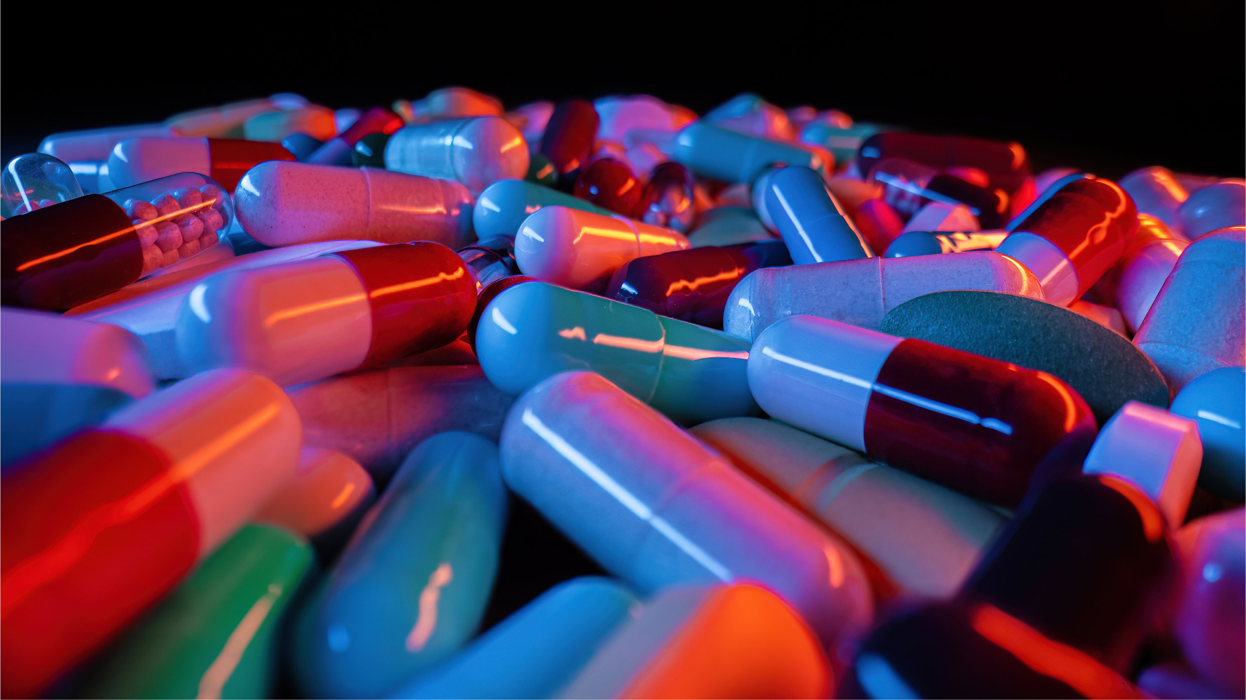 HOW DO YOU KEEP HEALTHCARE LOGISTICS UNDER CONTROL WHEN EVERY DEGREE AND DEADLINE COUNTS?
